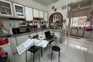 Jalan Wangsa Perkasa 1