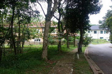 Bungalow Residential Land in good class neighbourhood