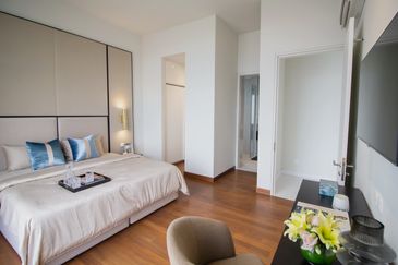 Pavilion Embassy Residence