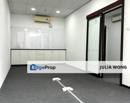Partial fitted: High floor, great view, good natural light office Mont Kiara, Kuala Lumpur, Mont Kiara