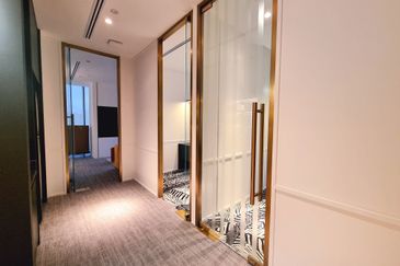 The MET Corporate Towers