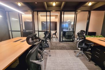 The MET Corporate Towers