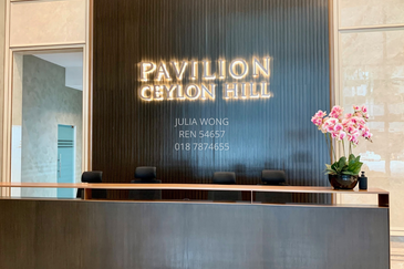 Pavilion Ceylon Hill