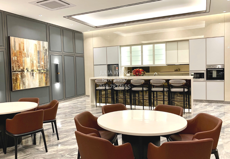 Pavilion Ceylon Hill