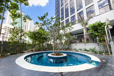 Pavilion Ceylon Hill