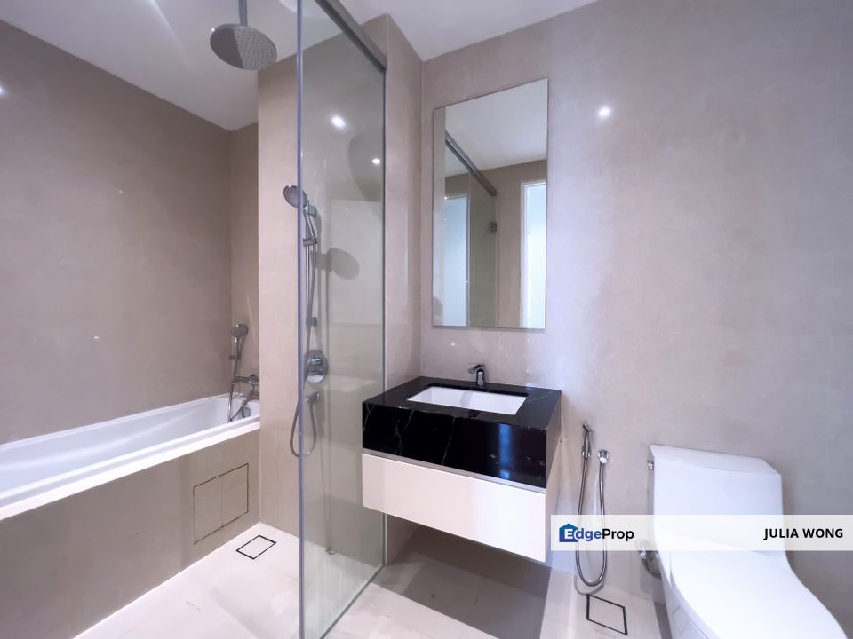 Fully furnished 2bedders with PNB118 view, Kuala Lumpur, Bukit Bintang