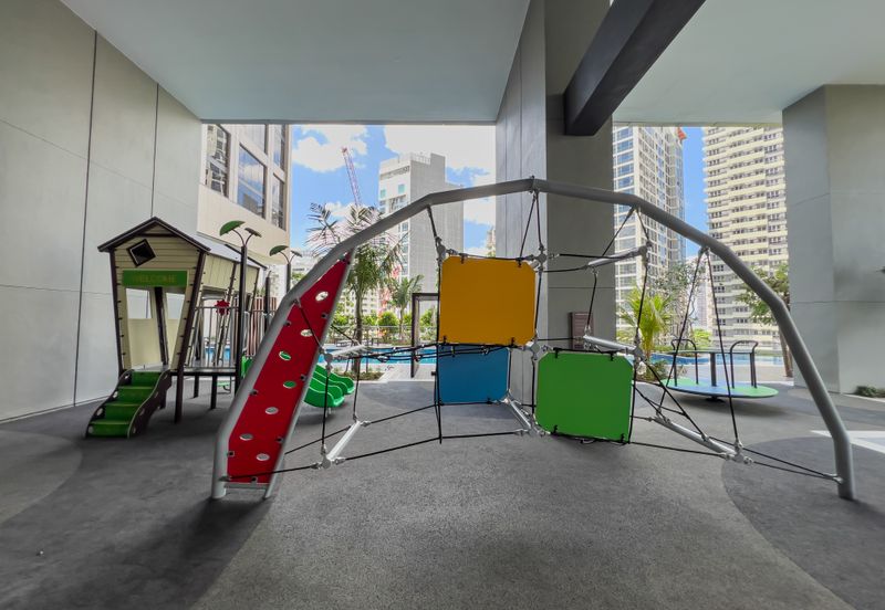 Pavilion Ceylon Hill