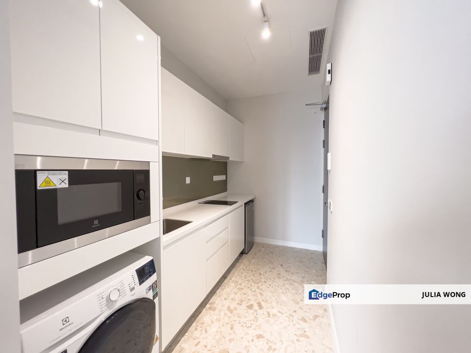  Fully furnished dual key unit (2+1), Kuala Lumpur, Bukit Bintang