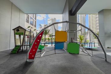 Pavilion Ceylon Hill