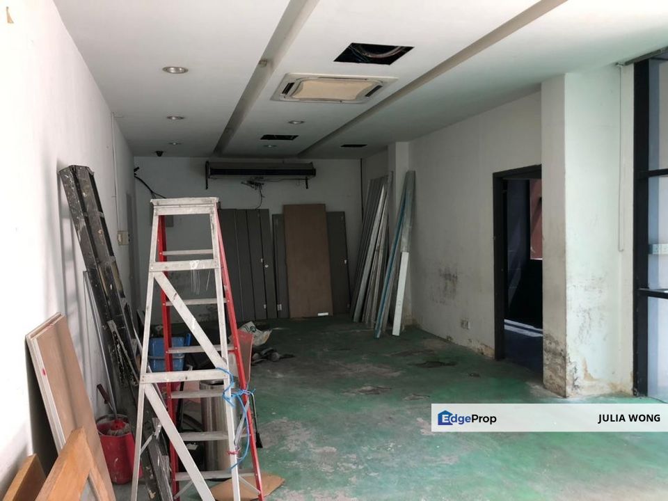 Small space - suitable as storage/ parcel hub, Selangor, Shah Alam