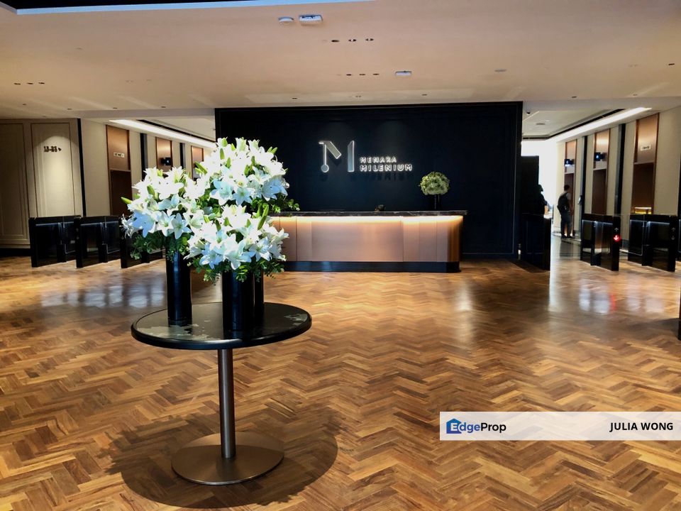 Fully fitted office fits 25pax, close to MRT, hotel and mall, Kuala Lumpur, Damansara Heights