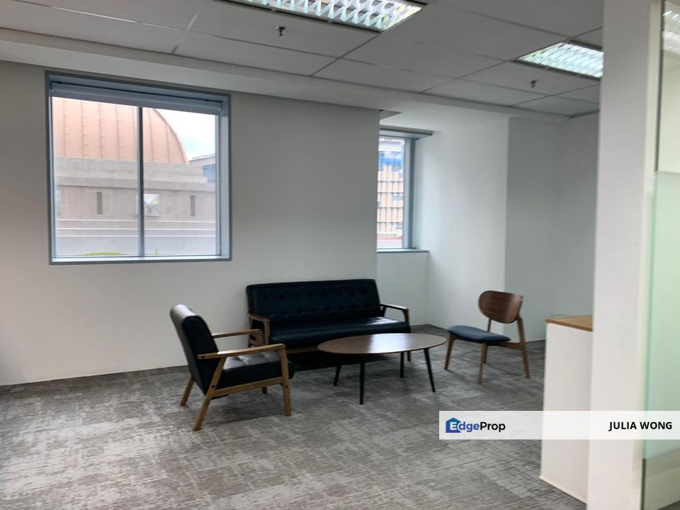 Fully fitted office fits 25pax, close to MRT, hotel and mall, Kuala Lumpur, Damansara Heights