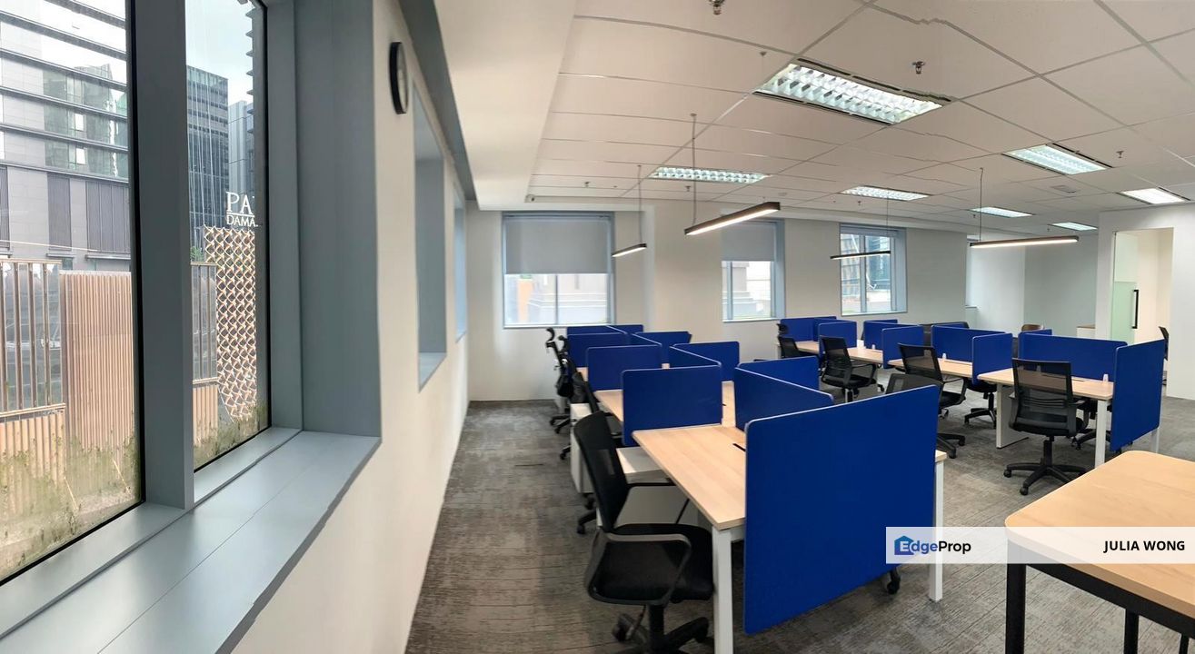 Fully fitted office fits 25pax, close to MRT, hotel and mall, Kuala Lumpur, Damansara Heights