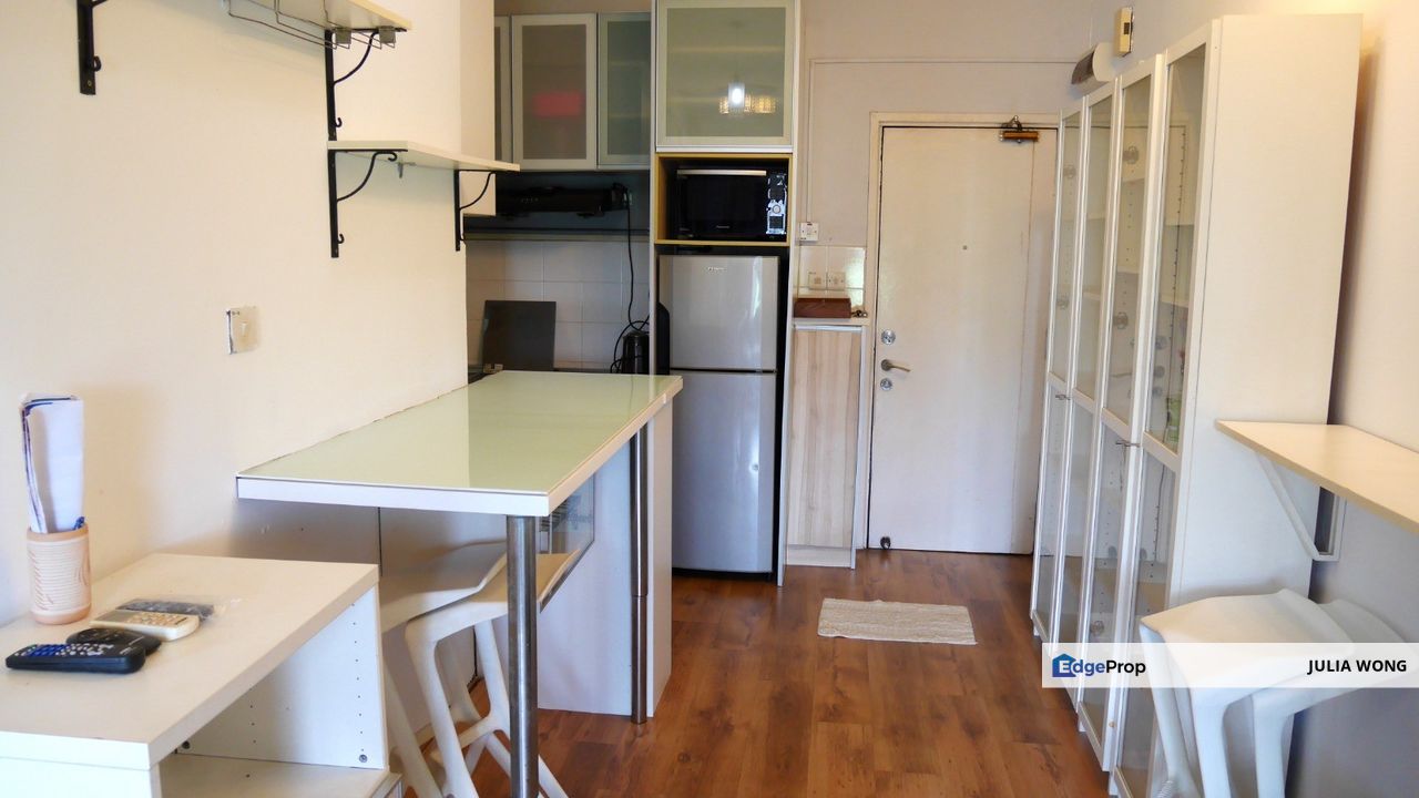 Fully furnished studio, unblocked view, Selangor, Damansara Perdana