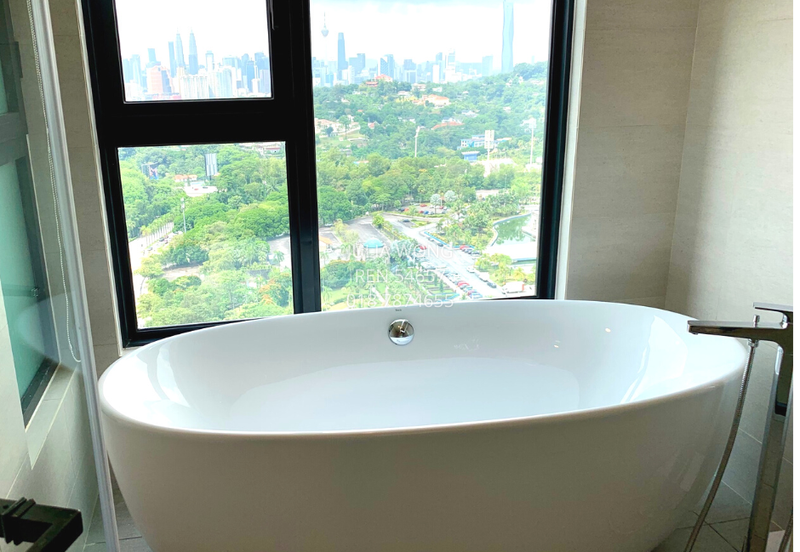 Residensi Solaris Parq