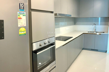 Residensi Solaris Parq