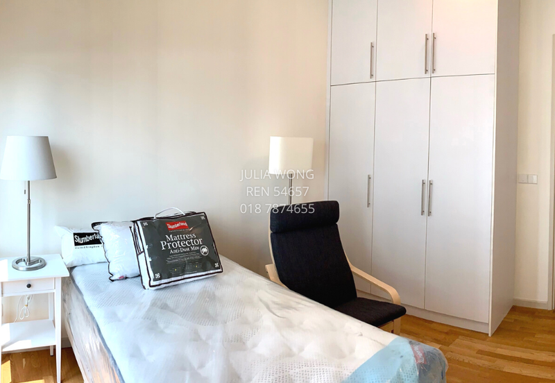 Residensi Solaris Parq