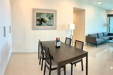 Residensi Solaris Parq