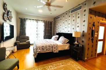 10 Mont Kiara (MK10)