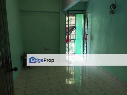 APARTMENT MAWAR TAMAN SUTERA KAJANG, Selangor, Kajang