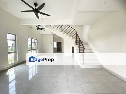 END LOT 2 STOREY TERRACE BUKIT NAGA SEKSYEN 32, SHAH ALAM, Selangor, Shah Alam