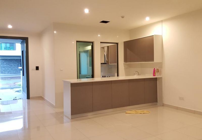 Lepironia Gardens, Setia Eco Glades