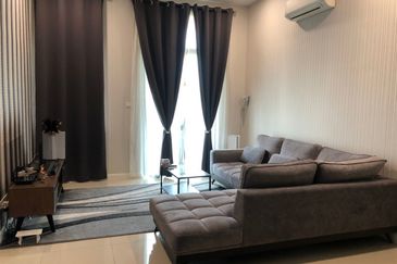 Isle of Kamares, Setia Eco Glades