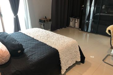 Isle of Kamares, Setia Eco Glades