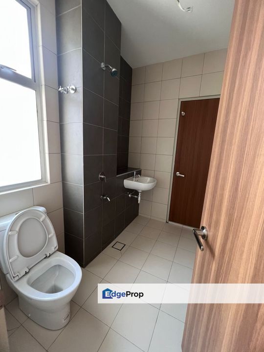 Facing garden ！ Unblock View ! First come First Serve !, Selangor, Dengkil