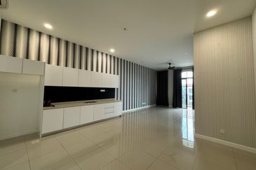 Isle of Kamares, Setia Eco Glades