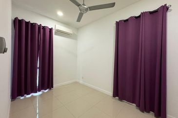 Isle of Kamares, Setia Eco Glades