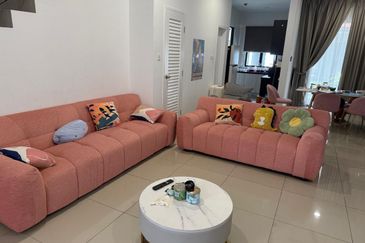 Reef Of Tropics, Setia Eco Glades