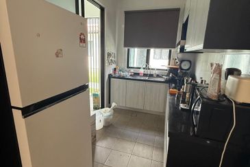 Reef Of Tropics, Setia Eco Glades