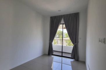 Reef Of Tropics, Setia Eco Glades