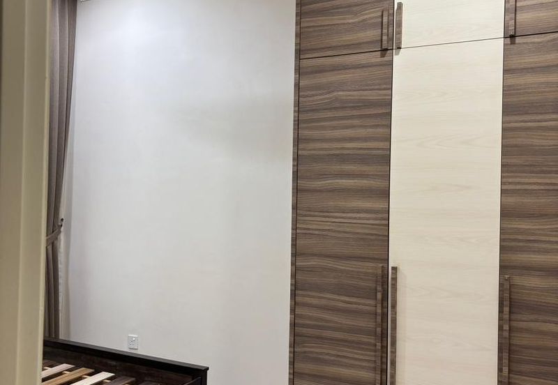 Isle of Kamares, Setia Eco Glades