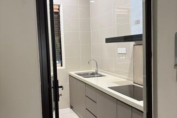 Isle of Kamares, Setia Eco Glades