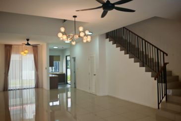 Reef Of Tropics, Setia Eco Glades