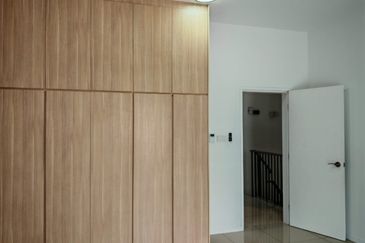 Reef Of Tropics, Setia Eco Glades