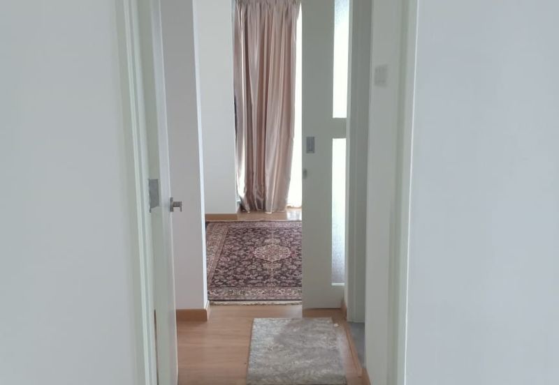 Lake Point Residence