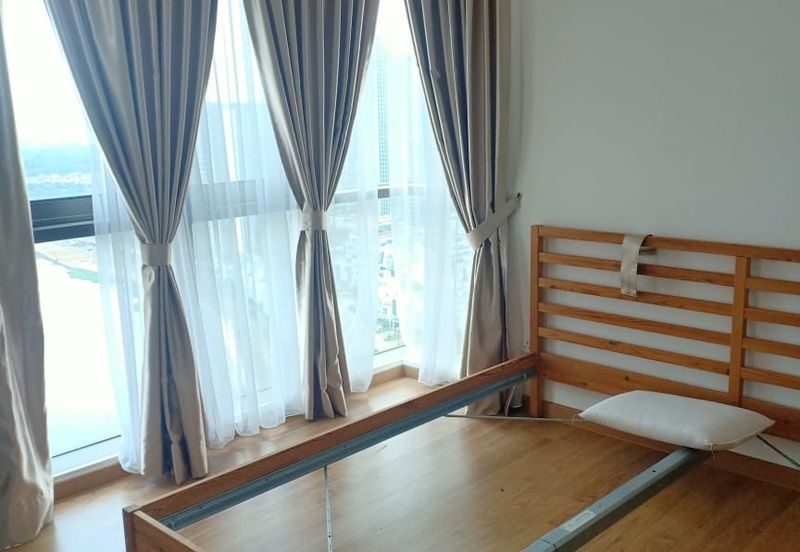 Lake Point Residence