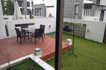 Mozart, Symphony Hills