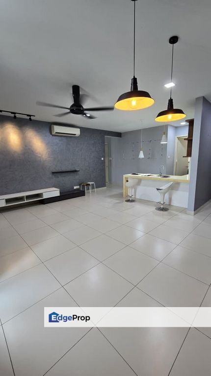 PARTIALLY FURNISHED BIG BALCONY , Selangor, Cyberjaya