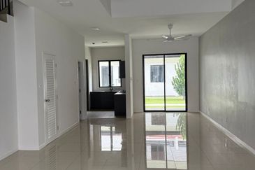 Reef Of Tropics, Setia Eco Glades