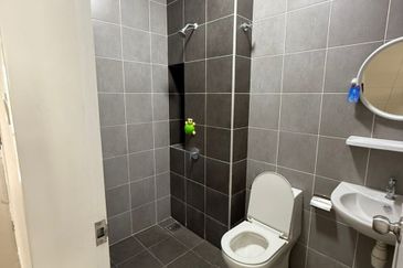 Reef Of Tropics, Setia Eco Glades