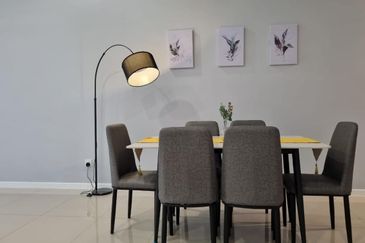 Reef Of Tropics, Setia Eco Glades