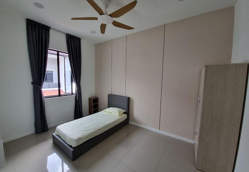 Reef Of Tropics, Setia Eco Glades