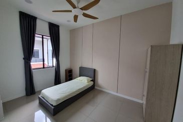 Reef Of Tropics, Setia Eco Glades