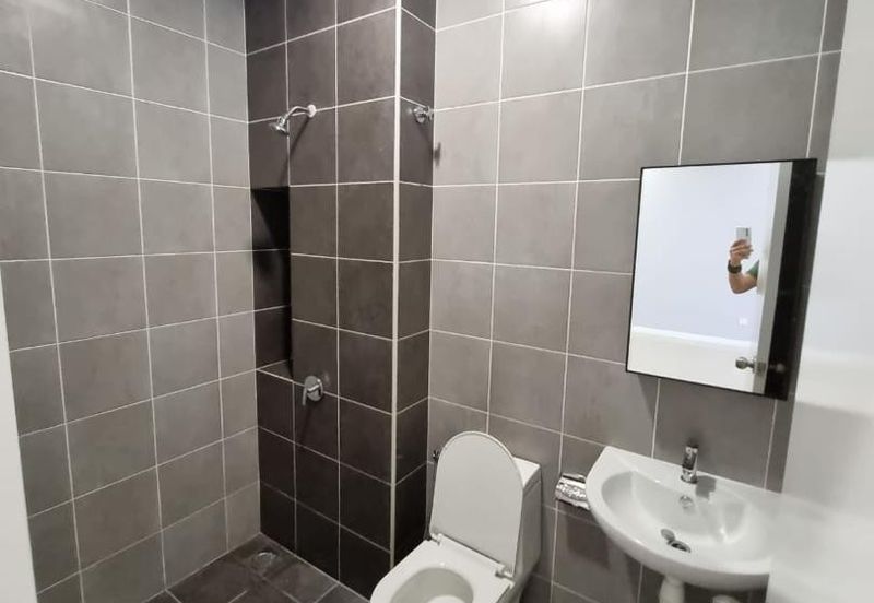 Reef Of Tropics, Setia Eco Glades