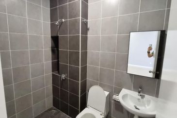 Reef Of Tropics, Setia Eco Glades