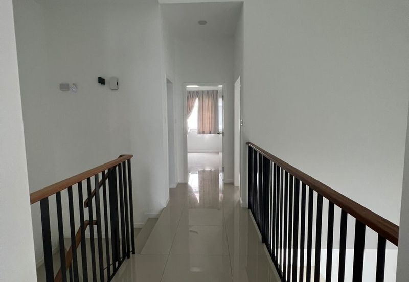 Reef Of Tropics, Setia Eco Glades